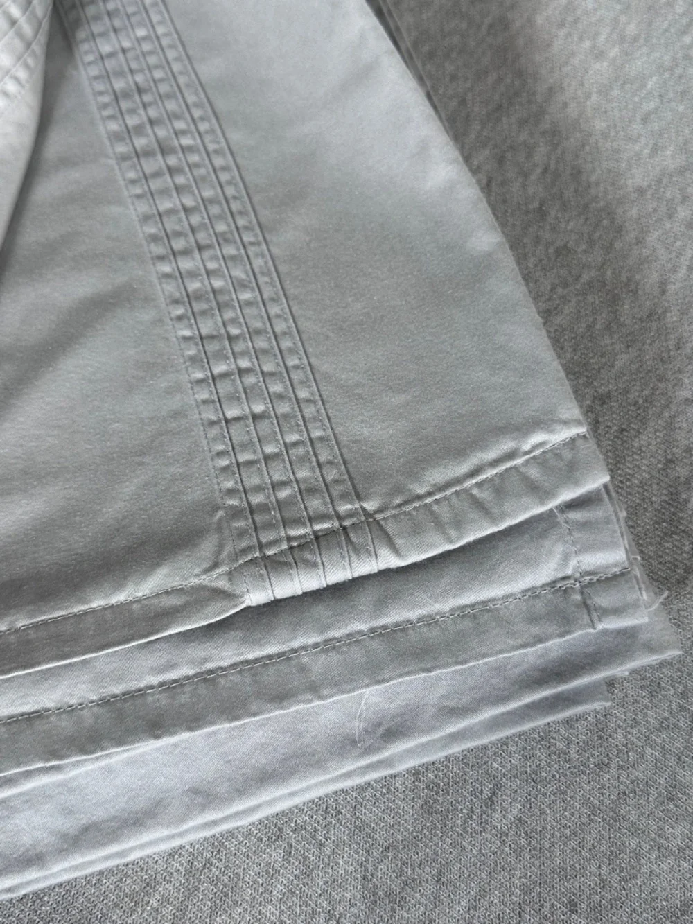 Pottery Barn: King Flat Sheet + 2 King Pillowcases Set